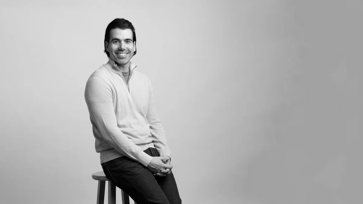 Photo for: The VC Who Skipped the Fund and Wrote $400M in Checks Anyway